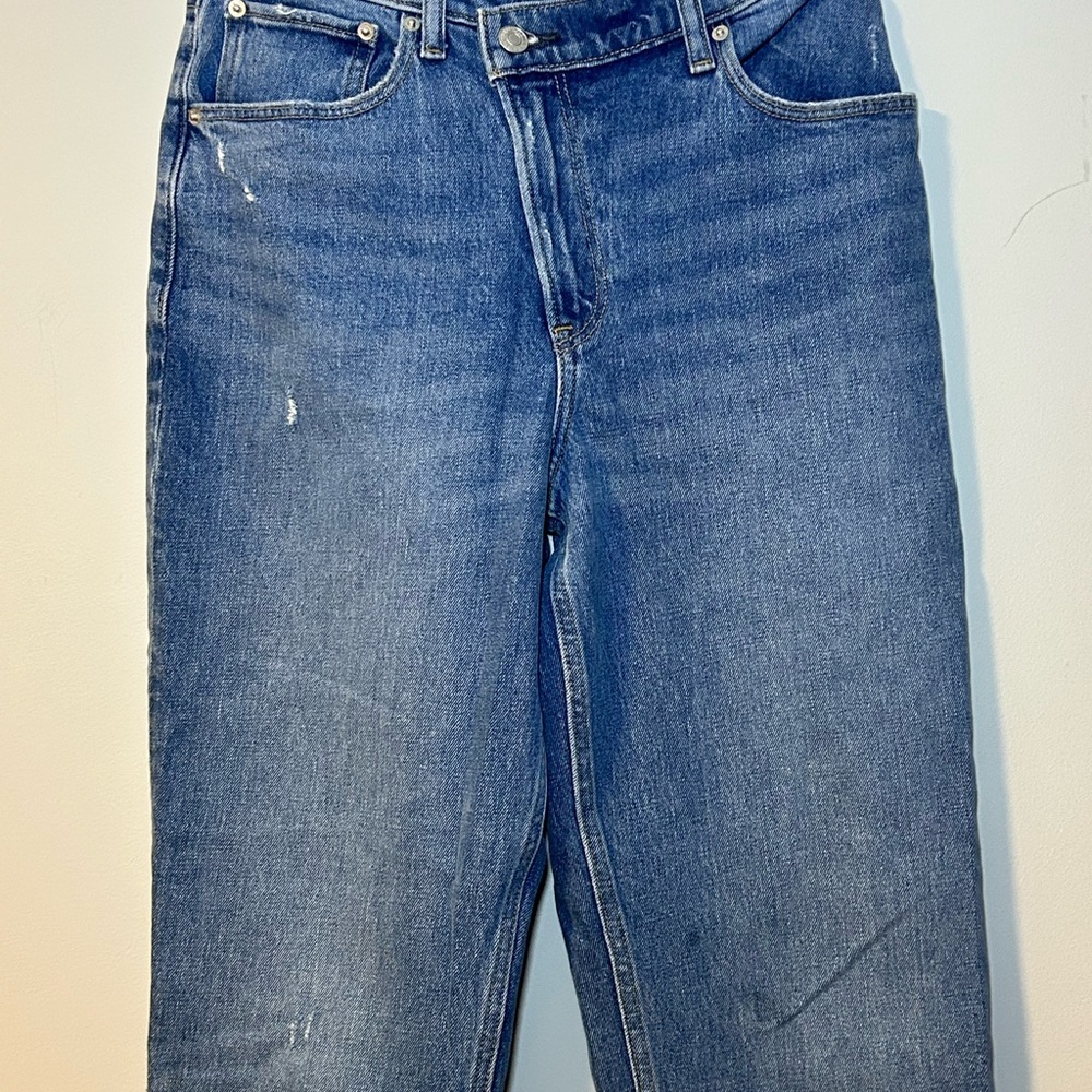 Abercrombie and Fitch 90s straight ultra high rise jeans size 27/4 medium wash - Picture 2 of 11